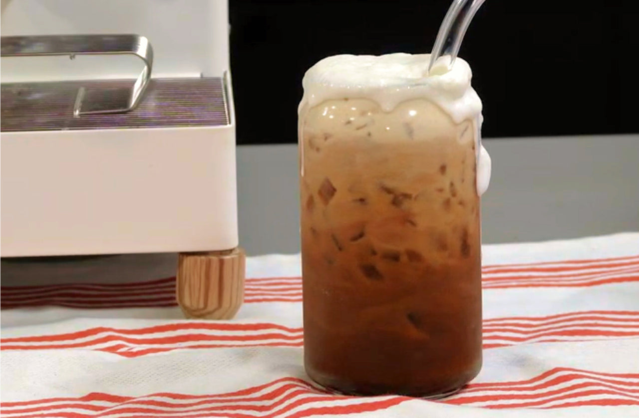 Jittery Cola Float: A True Caffeine Upgraded Treat